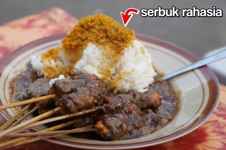 Eksplorasi Sate Klopo Surabaya yang Legendaris: 7 Tempat Wajib Cicipi!