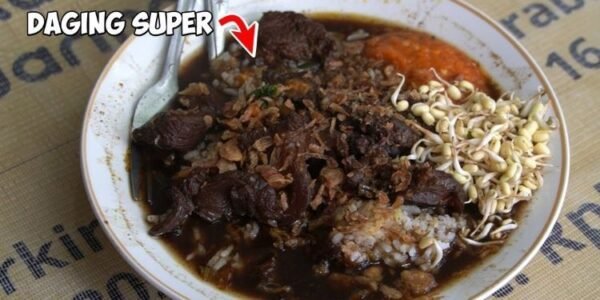 Rekomendasi Terbaik: 5 Tempat Makan Rawon Lezat di Surabaya untuk Sambangi bersama Keluarga