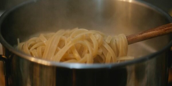 Resep Fettuccine dengan Jamur: Pasta Rumahan yang Sajian Premium