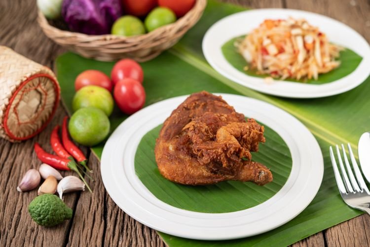 Rasakan Keunikan Nusantara di Surabaya Barat: Sate Kelapa & Nasi Tempong Banyuwangi