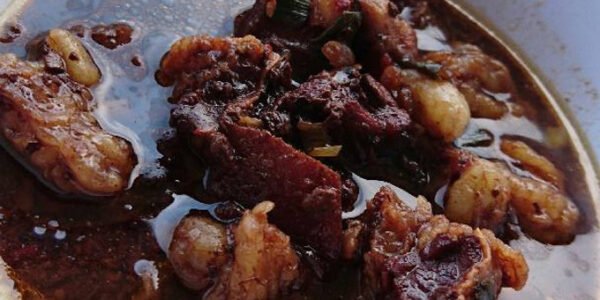 Pindang Tetel Khas Pekalongan, Kuliner Berkuah Hitam Mirip Rawon tapi Rasanya...