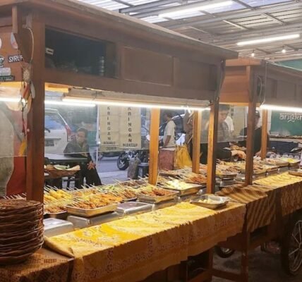 5 Makanan Malam Yogyakarta yang Harus Dicoba: Murah & Legendaris!