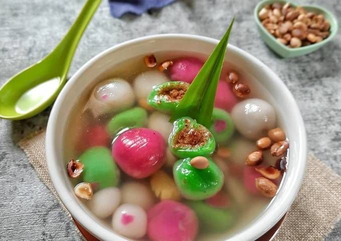 5 Makanan Khas Legendaris di Sekitar Alun-alun Bandung Wajib Coba!